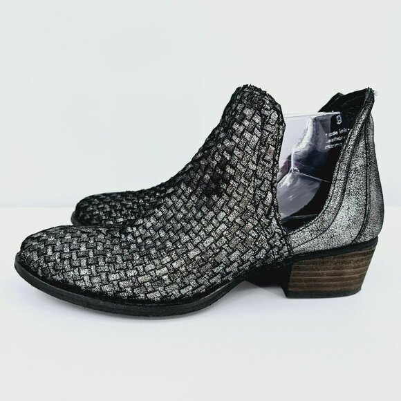 Very Volatile Ankle Bootie 9 Velacruz Metallic Pewter Leather Stacked Heel Woven - Picture 8 of 13